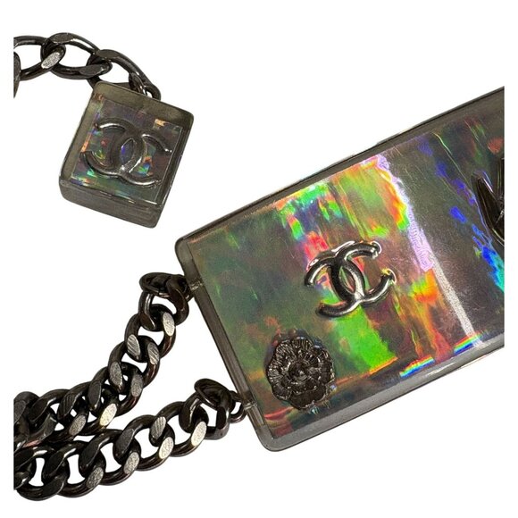 CHANEL 1997 Vintage Holographic Lucite Chain Belt main image 4
